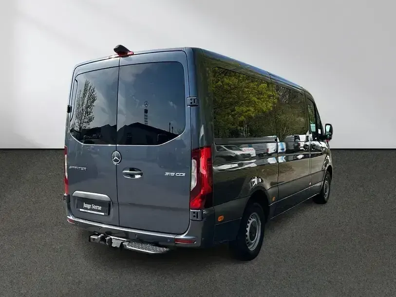 Gebraucht Mercedes Sprinter 190 PS (139 kW) 2023 Grau Van