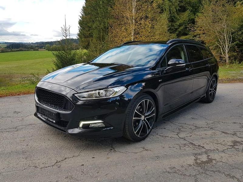 Schwarz Gebraucht 2017 Ford Mondeo ST-Line Limousine | 11.990 € (Superpreis) - Bild 1/4