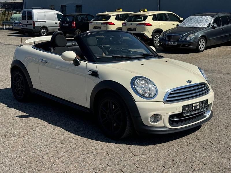 Weiß Gebraucht 2012 Mini Cooper Cabriolet Cabrio | 6.950 € (Fairer Preis) - Bild 1/4