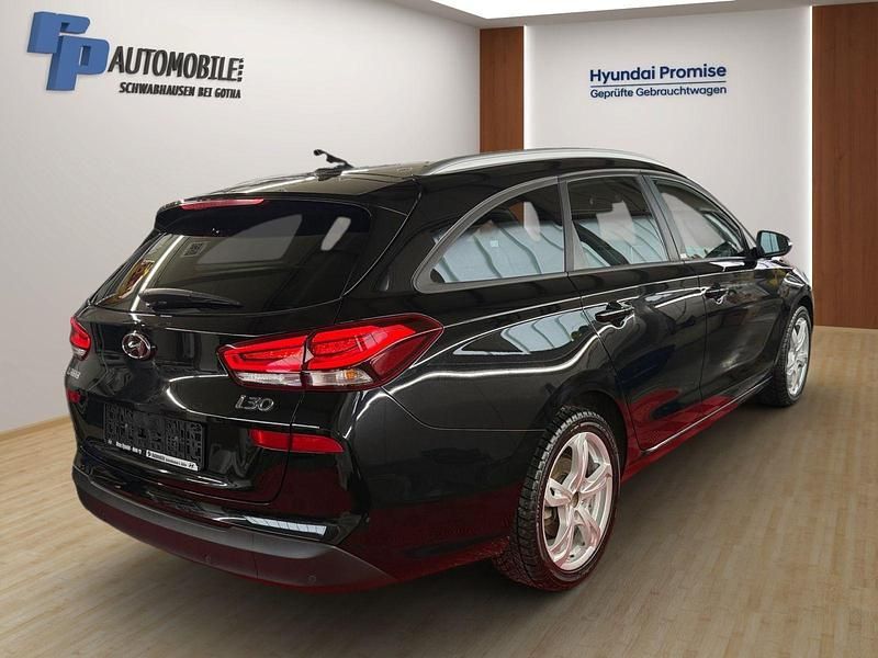 Gebraucht Hyundai i30 Passion 140 PS (102 kW) 2018 Schwarz Kombi