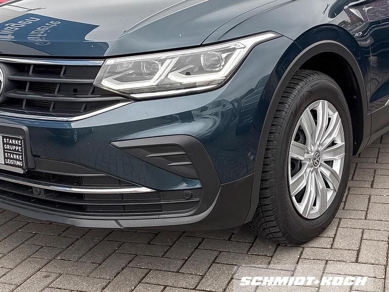 Gebraucht VW Tiguan Active 150 PS (110 kW) 2022 Night blue (blau) SUV