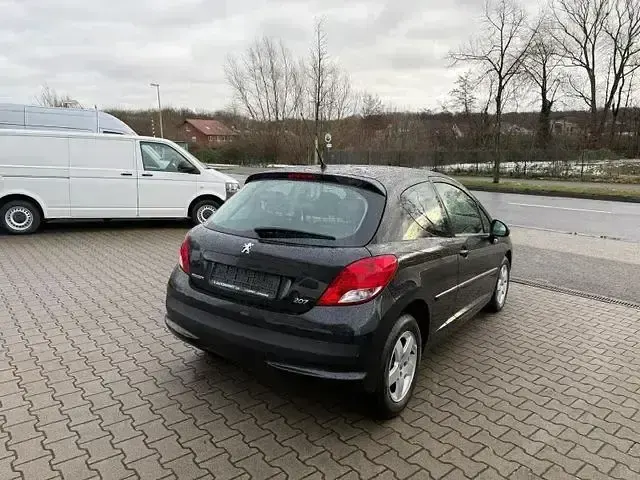 Gebraucht Peugeot 207 Style 184 PS (135 kW) 2011 Schwarz