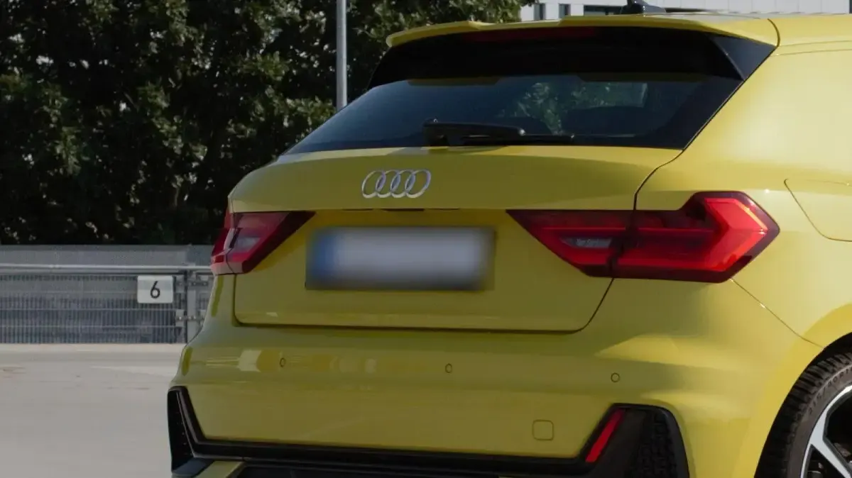 Gebraucht Audi A1 S-Line 150 PS (110 kW) 2022 Gelb SUV