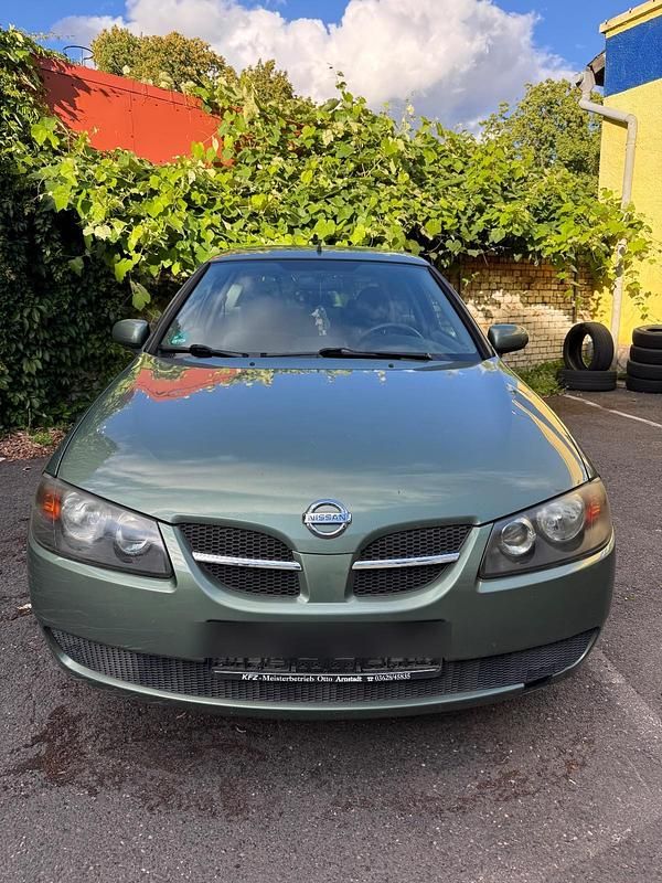 Grün Gebraucht 2003 Nissan Almera Kleinwagen | 1.350 € (Guter Preis) - Bild 1/4