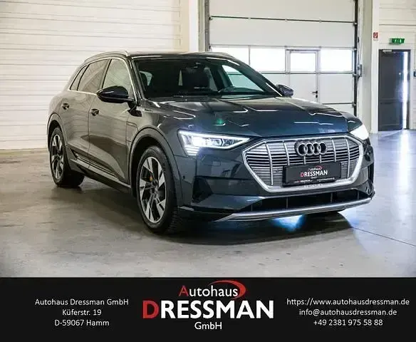 Second-hand Audi e-tron Advanced 230 kW (313 CP) 2020 Gri SUV