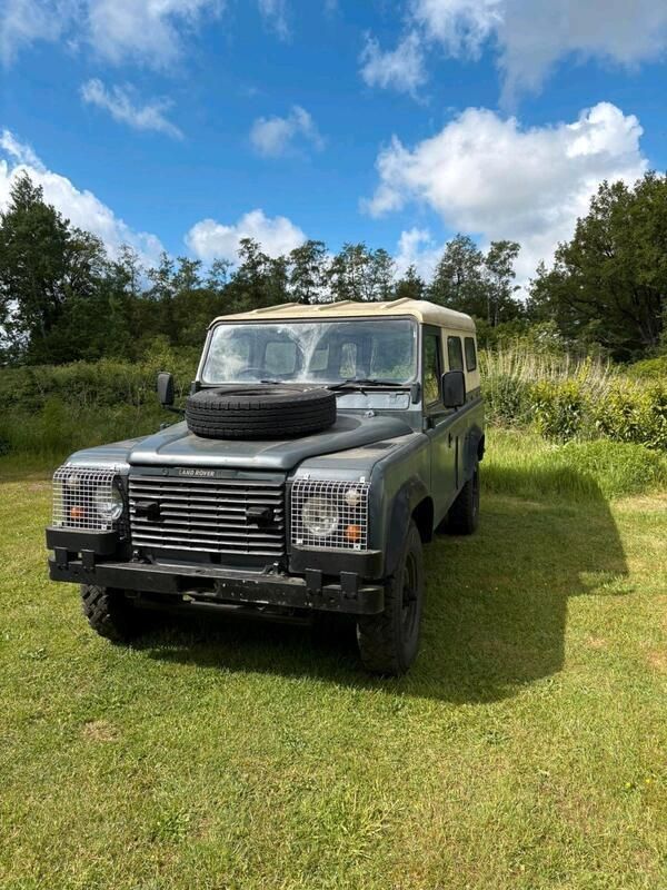 Andere außenfarben Gebraucht 1992 Land Rover Defender SUV | 9.490 € - Bild 1/4