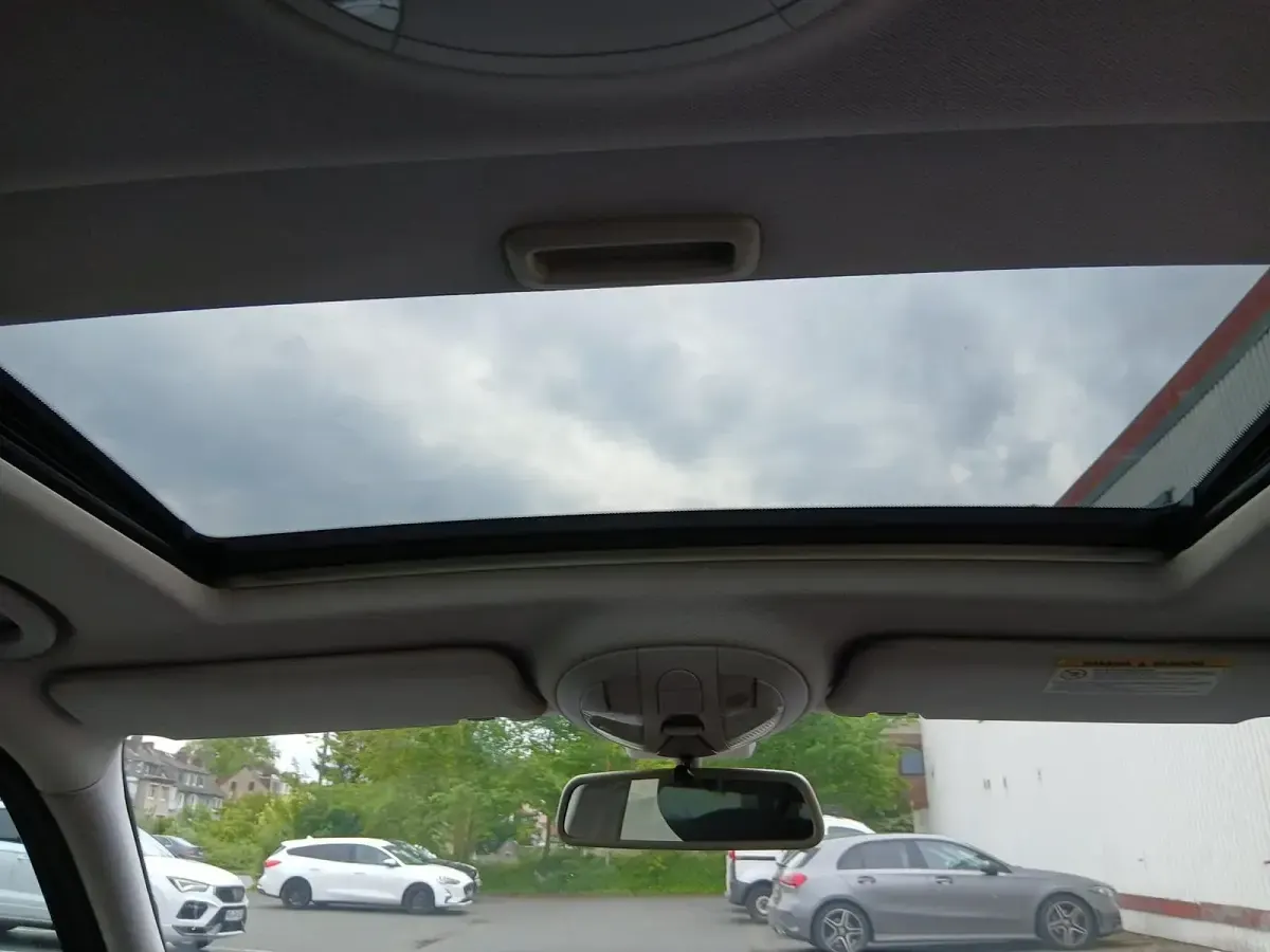 Gebraucht Mercedes E220 170 PS (125 kW) 2006 Schwarz Kombi