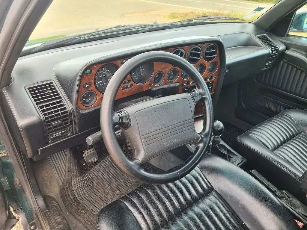 Usata Lancia Thema 171 CV (125 kW) 1993 Verde Berlina