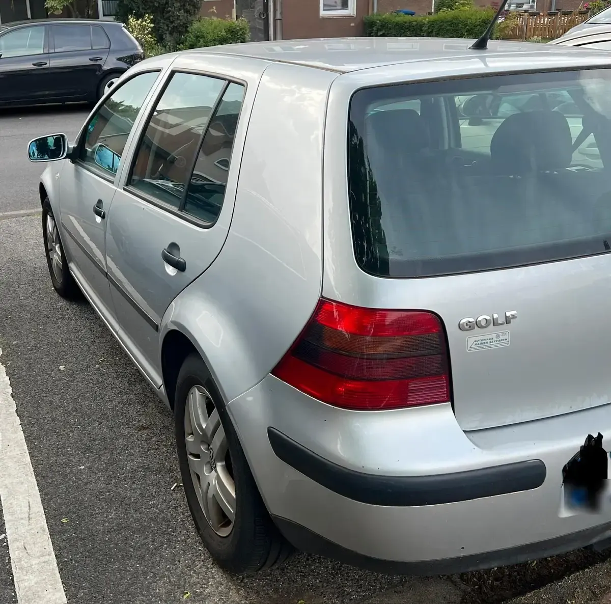 Używany VW Golf IV 101 KM (74 kW) 2002 Srebrny Hatchback