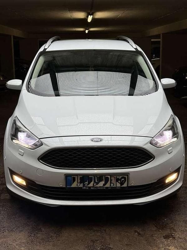 Weiß Gebraucht 2015 Ford Grand C-Max Business Edition Van / Kleinbus | 10.499 € (Teuer) - Bild 1/4