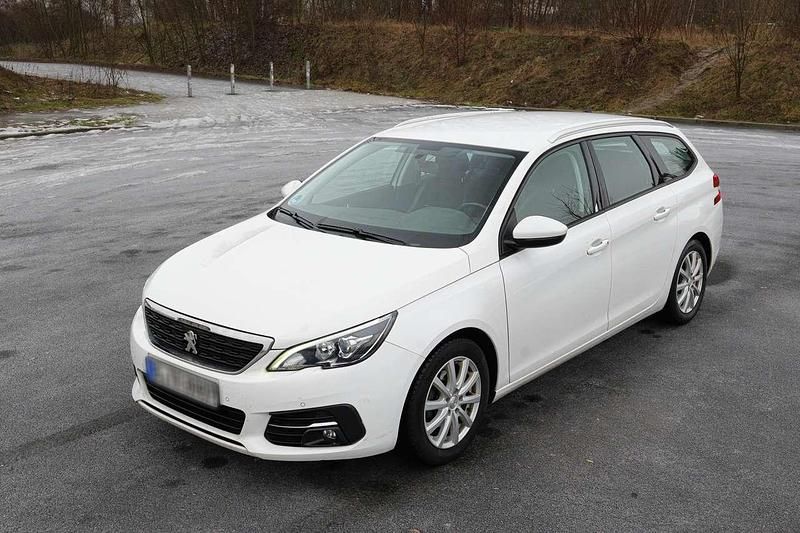 Gebraucht 2018 Peugeot 308 SW Active Kombi | 10.200 € (Guter Preis) - Bild 1/4