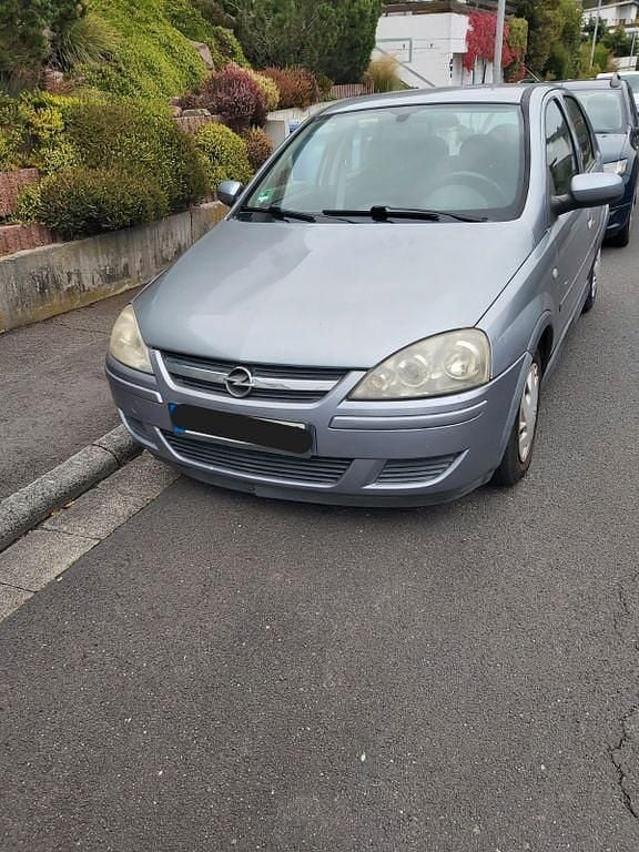 Silber Gebraucht 2005 Opel Corsa Edition Limousine | 1.299 € (Guter Preis) - Bild 1/4