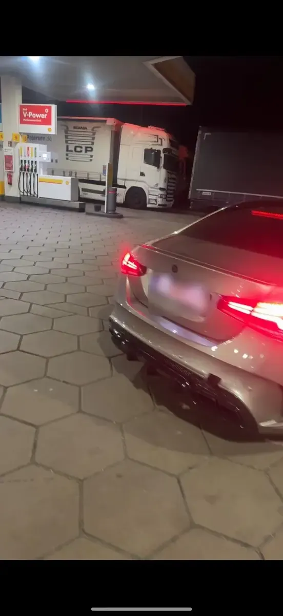 Używany Mercedes A220 200 KM (147 kW) 2019 Szary Sedan/Limuzyna