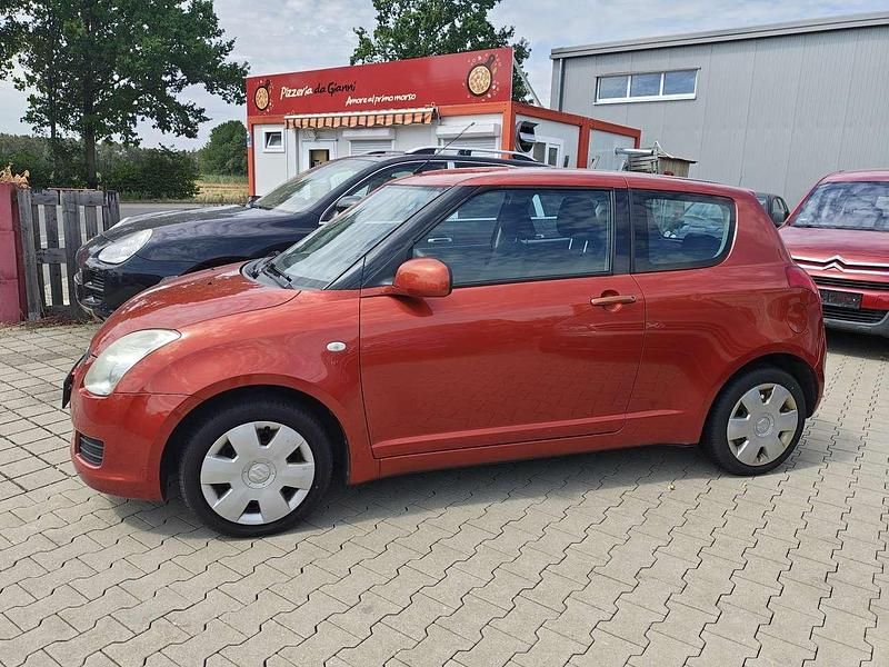 Gebraucht Suzuki Swift 92 PS (67 kW) 2009 Orange Kleinwagen