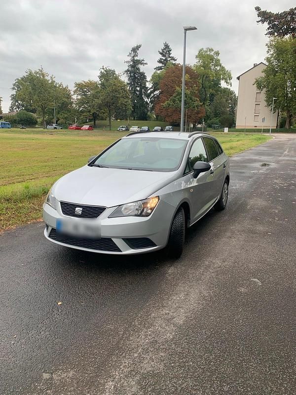 Silber Gebraucht 2016 Seat Ibiza ST Kombi | 5.500 € (Fairer Preis) - Bild 1/4