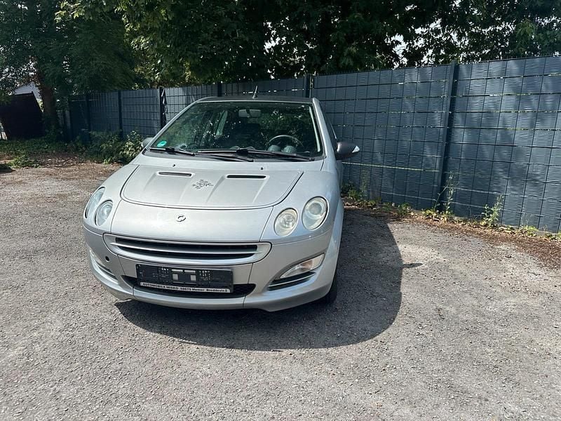 Grau Gebraucht 2006 Smart ForFour Kleinwagen | 900 € (Guter Preis) - Bild 1/4