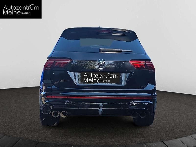 Gebraucht VW Tiguan R 320 PS (235 kW) 2022 Deep black perleffekt SUV