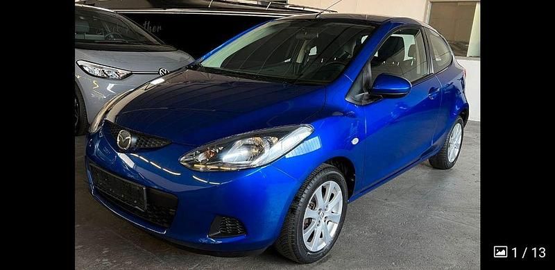 Second-hand Mazda 2 Inclusive 75 CP (55 kW) 2009 Albastru Hatchback