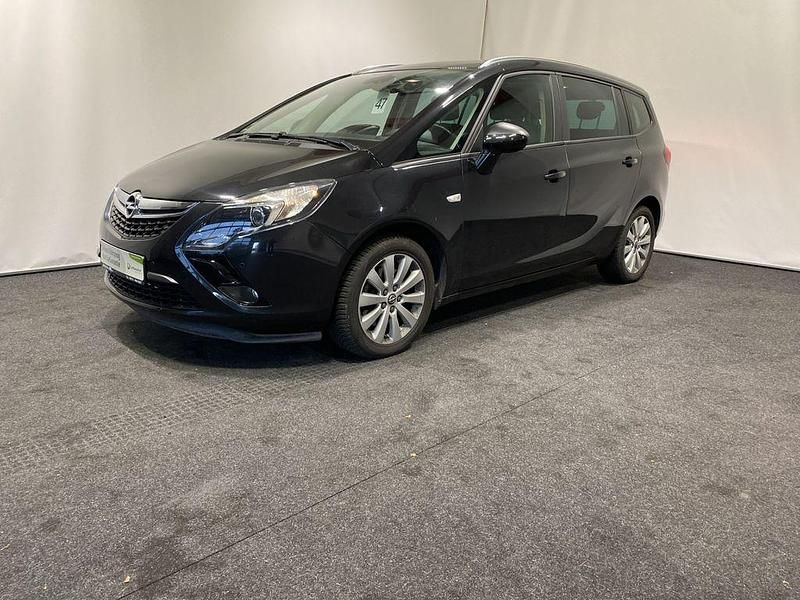 Schwarz Gebraucht 2013 Opel Zafira Tourer Active Van / Kleinbus | 11.900 € (Etwas zu teuer) - Bild 1/4