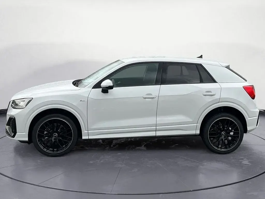 Gebraucht Audi Q2 S-Line 150 PS (110 kW) 2025 Weiß SUV