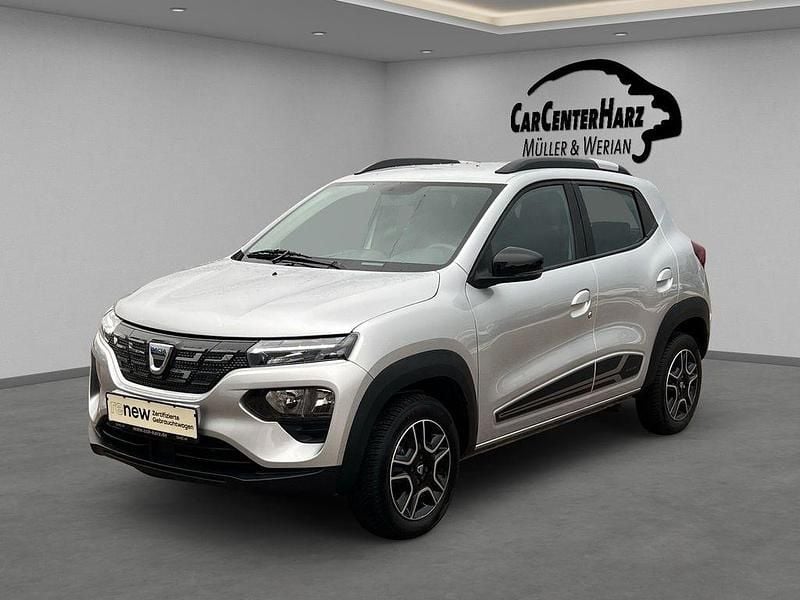 Grau Gebraucht 2022 Dacia Spring Comfort Plus Kleinwagen | 9.990 € (Guter Preis) - Bild 1/4