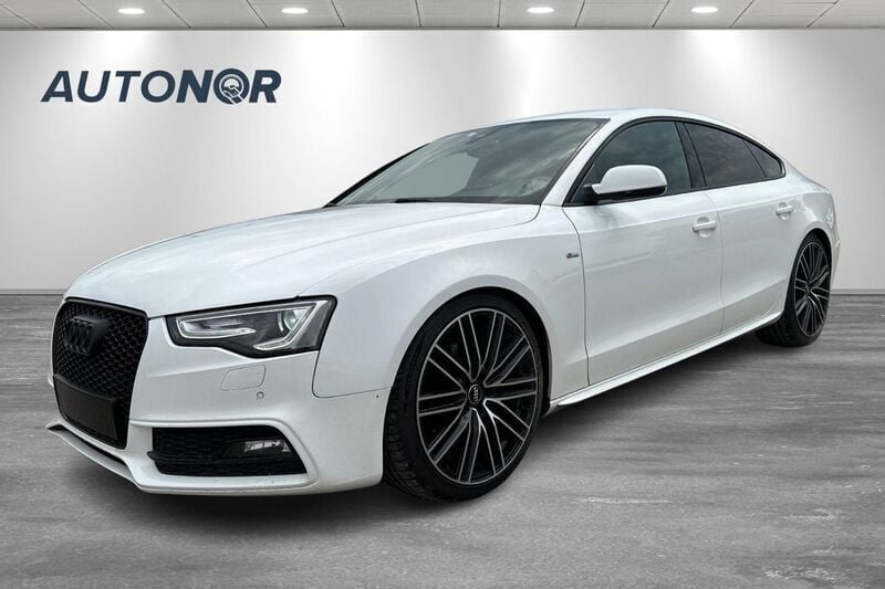 Weiß Gebraucht 2015 Audi A5 Sportback S-Line Limousine | 12.200 € (Guter Preis) - Bild 1/4