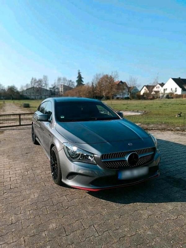 Gebraucht Mercedes CLA180 122 PS (89 kW) 2018 Grau Limousine