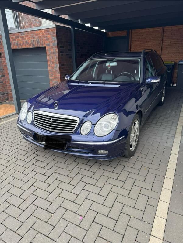Blau Gebraucht 2005 Mercedes E200 Avantgarde Kombi | 3.700 € (Guter Preis) - Bild 1/4