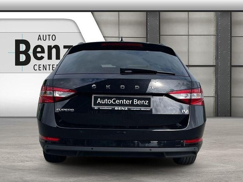 Gebraucht Skoda Superb Ambition 115 PS (84 kW) 2022 Schwarz