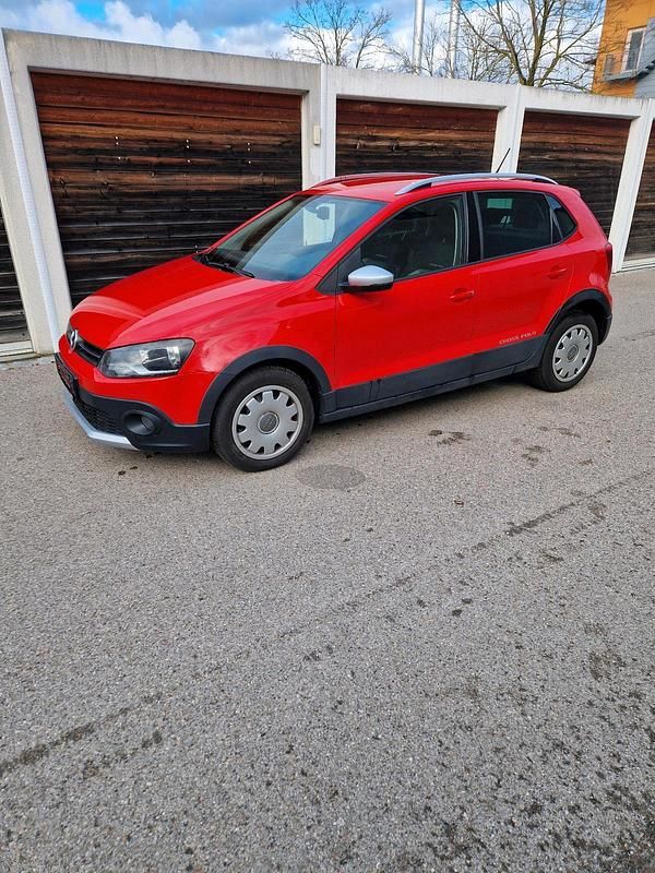 Gebraucht VW Polo Cross 105 PS (77 kW) 2011 Rot Kleinwagen