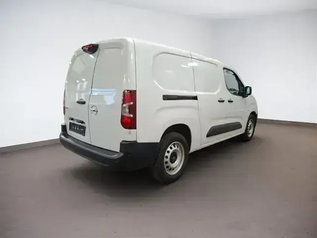 Occasion Opel Combo 131 ch (96 kW) 2025 Blanc Monospace