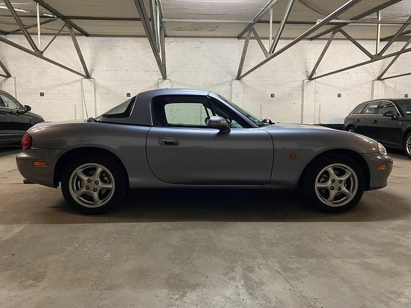Gebraucht Mazda MX5 110 PS (80 kW) 2004 Silber Cabrio