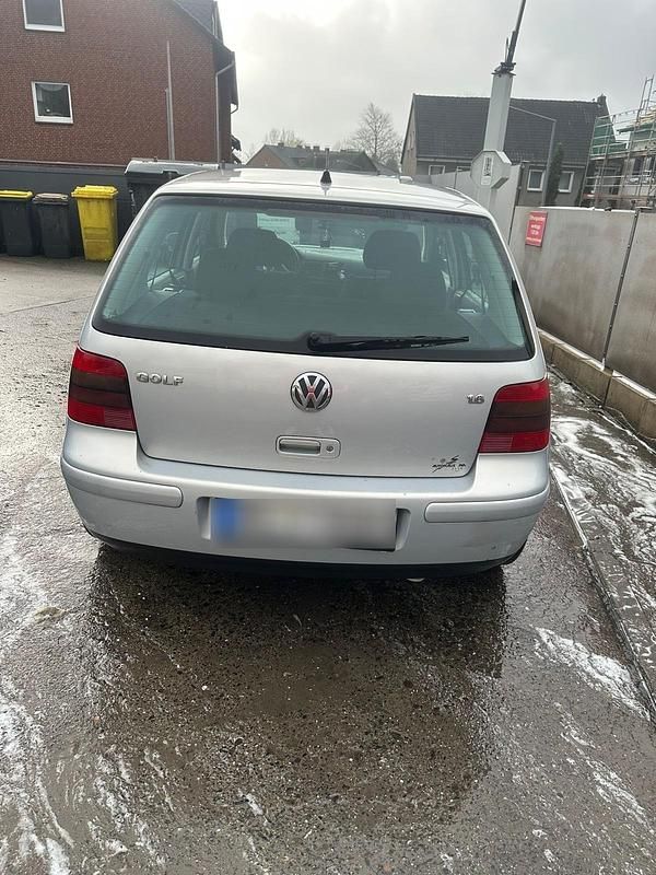 Gebraucht VW Golf III 101 PS (74 kW) 1999 Silber Kleinwagen