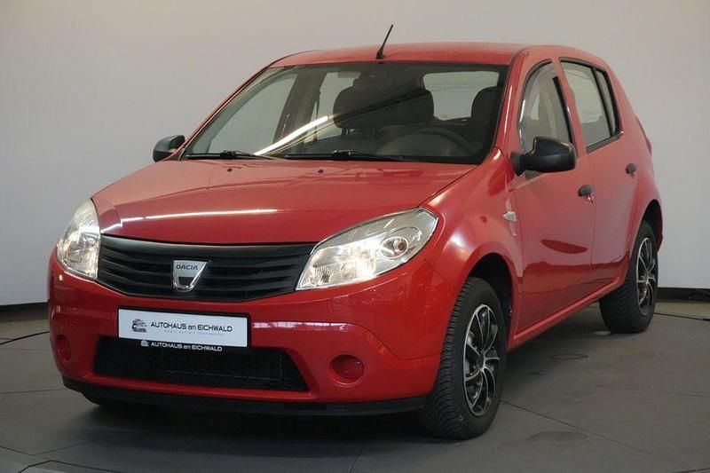Gebraucht Dacia Sandero Basis 75 PS (55 kW) 2009 Rot Limousine