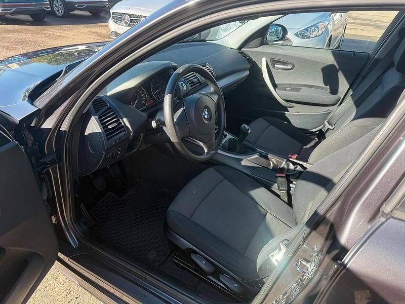 Gebraucht BMW 116 116 PS (85 kW) 2005 Grau Kleinwagen