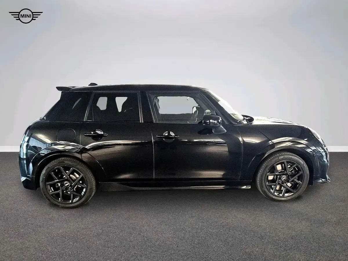 Gebraucht Mini John Cooper Works 156 PS (114 kW) 2025 Schwarz Kleinwagen