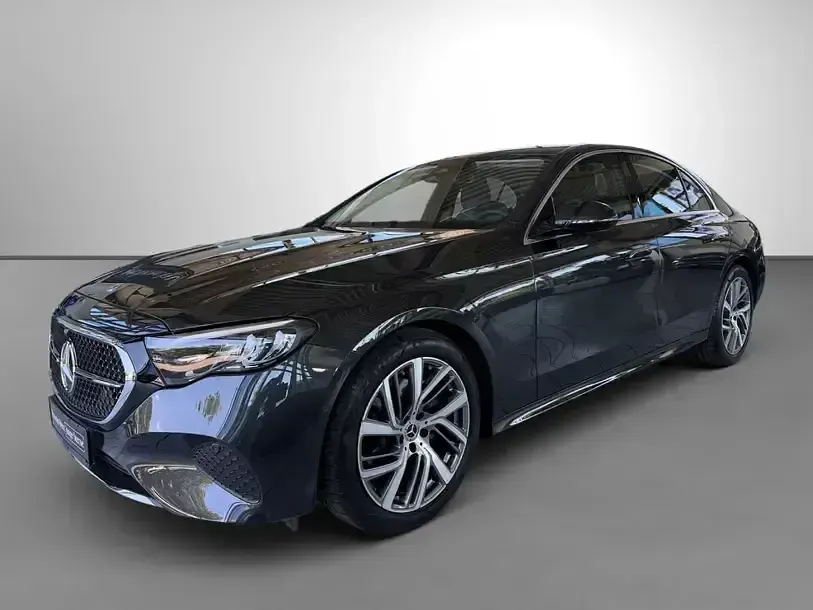Gebraucht Mercedes E220 Avantgarde 197 PS (144 kW) 2025 Grau Limousine