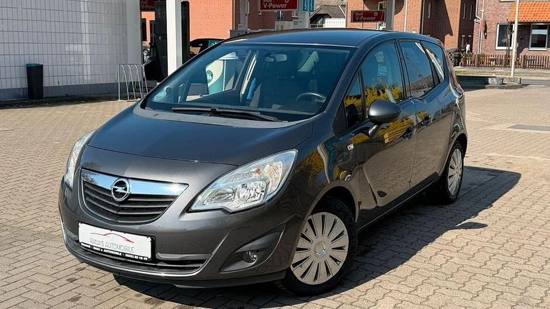 Gebraucht Opel Meriva Design Edition 101 PS (74 kW) 2011 Grau Van / Kleinbus