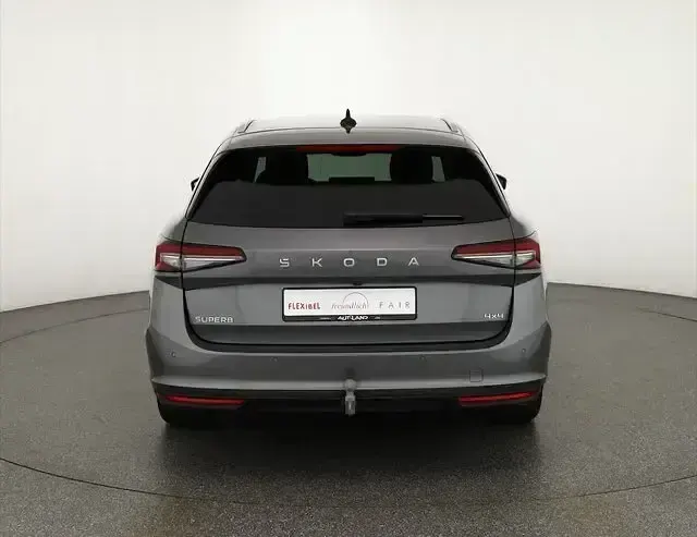 Usata Skoda Superb Selection 193 CV (141 kW) 2024 Grigio Station wagon