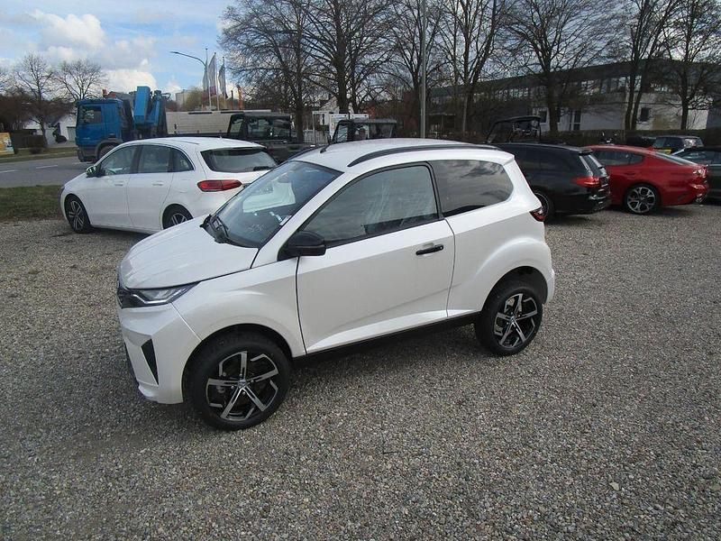 Neu Aixam Crossover Premium Premium 2026 Weiß Kleinwagen