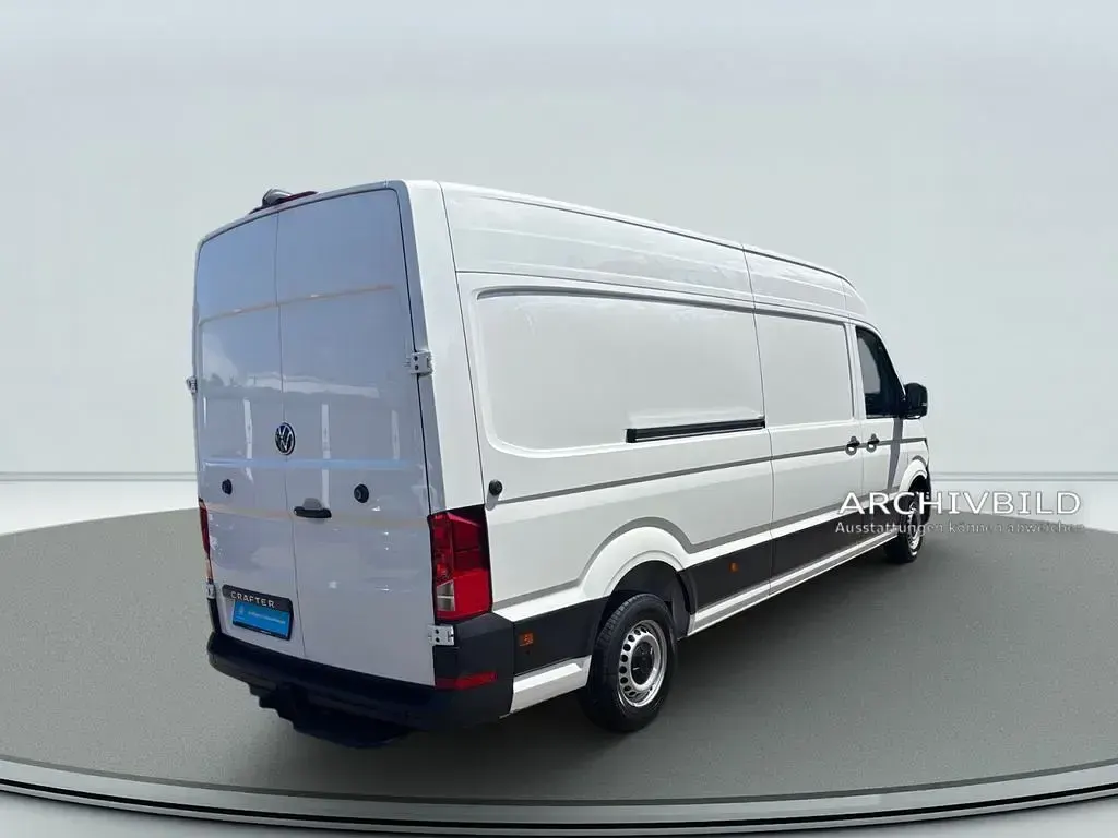Gebraucht VW Crafter 140 PS (102 kW) 2025 Candy weiss Van