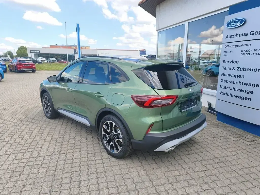 Neu Ford Kuga Active X 242 PS (177 kW) 2026 Grün SUV
