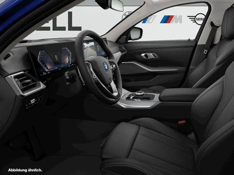 Gebraucht BMW 320e Sport Line 163 PS (119 kW) 2022 Blau Kombi