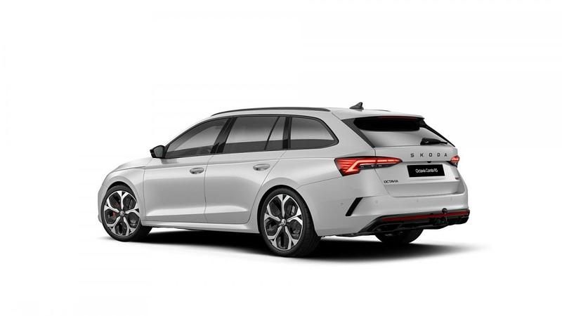 Neu Skoda Octavia RS 265 PS (194 kW) 2026 Moonweiß perleffekt Kombi