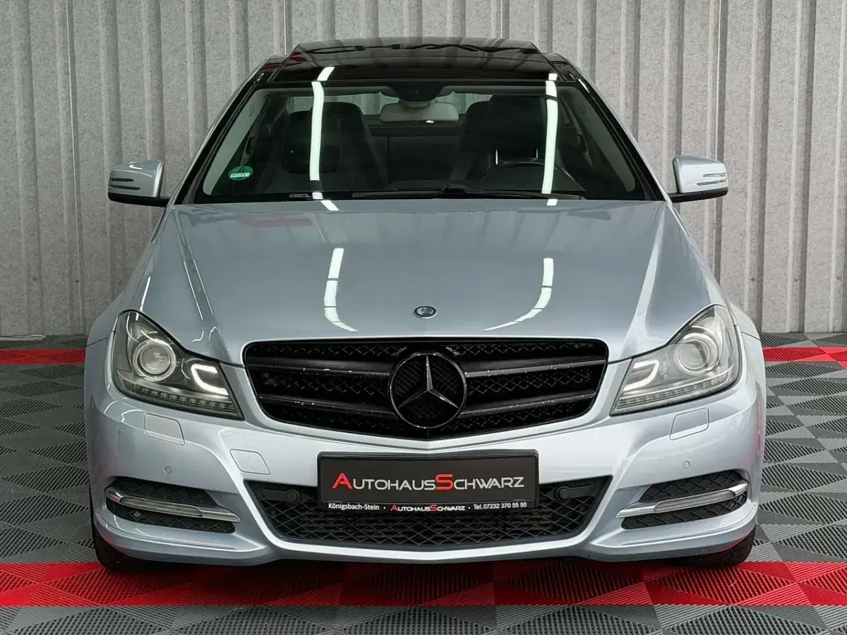 Gebraucht Mercedes C220 170 PS (125 kW) 2014 Diamantsilber  metalliclack Coupé
