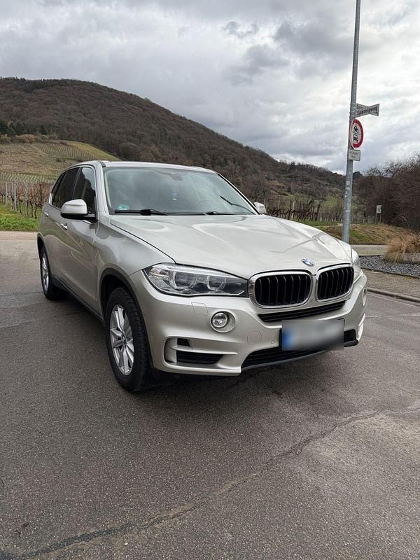 Second-hand BMW X5 258 CP (189 kW) 2015 Argintiu SUV
