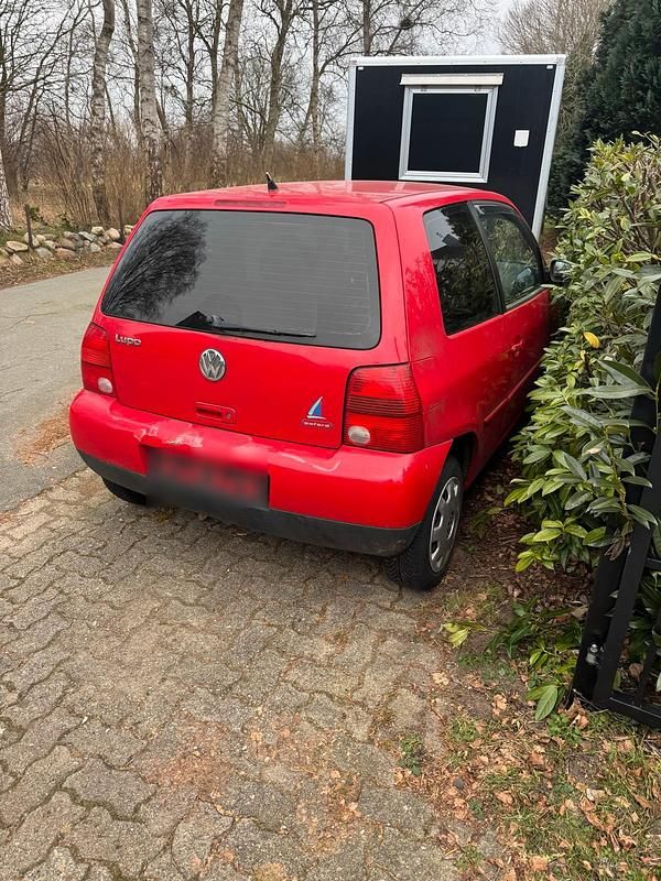 Gebraucht VW Lupo 61 PS (44 kW) 2002 Rot Kleinwagen