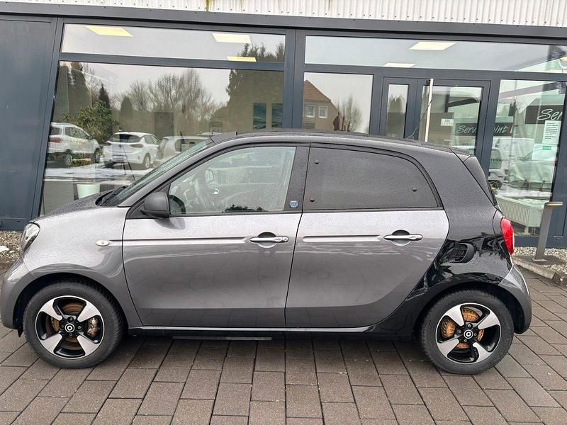 Gebraucht Smart ForFour Electric Drive 60 kW (82 PS) 2020 Schwarz Kleinwagen