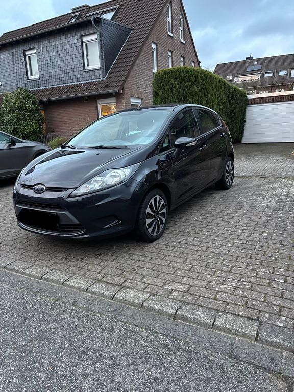 Gebraucht Ford Fiesta Trend 82 PS (60 kW) 2011 Schwarz Kleinwagen