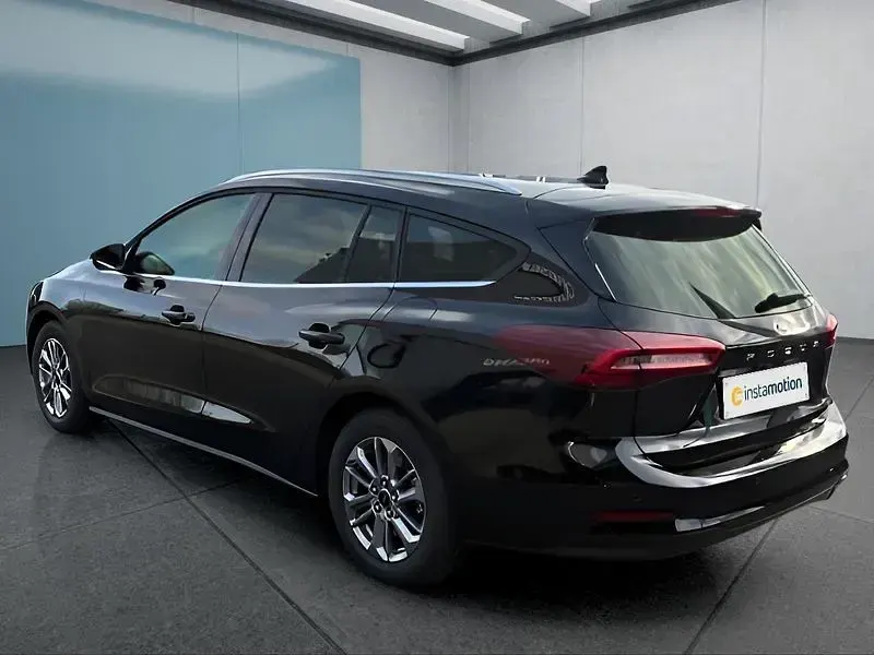Neu Ford Focus Titanium X 155 PS (114 kW) 2026 Schwarz Kombi